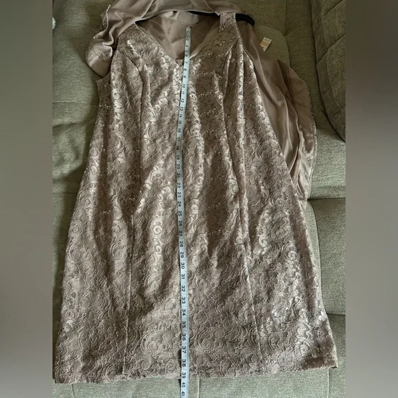 R&M Richards Asymmetrical Lace Dress in Champagne - Picture 5 of 8